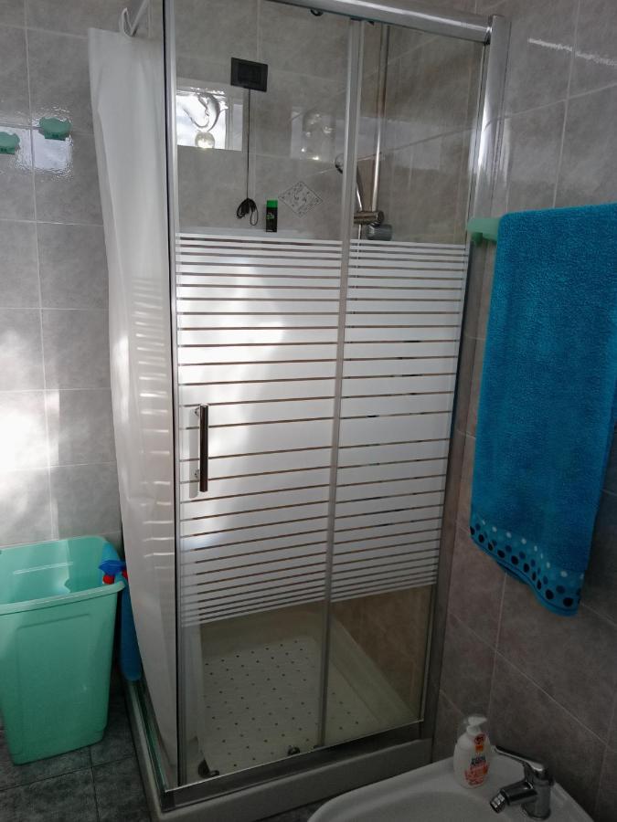 Casa Vacanza Le 2 Isole Suni Екстер'єр фото